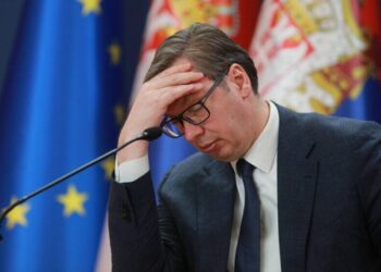 Mediat: Vuçiç shpall në Serbi “ditë zie kombëtare” për humbjen me Shqipërinë