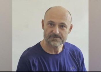 Plarent Dervishaj përplaset me gjyqtarët në sallë, kërkoi seancë me dyer të mbyllura: Bëjeni ju gjyqin! S’marr më pjesë