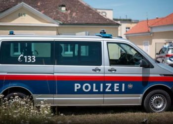 Horror në Austri! Gjenden në një frigorifer trupat e nënës dhe vajzës, të zhdukura një vit më parë
