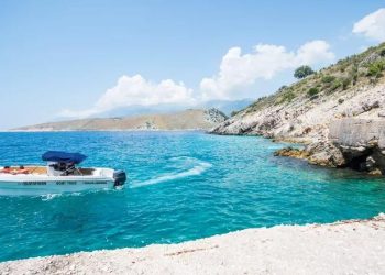 Revista spanjolle: Porto Palermo, një nga destinacionet më magjepsëse të Rivierës Shqiptare