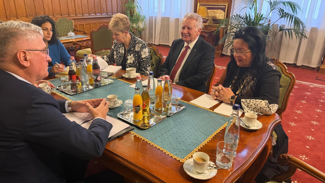 Gjekmarkaj takon nënkryetarin e Parlamentit Hungarez  PD kërkon avancimin e integrimit dhe ndaljen e deformimeve zgjedhore