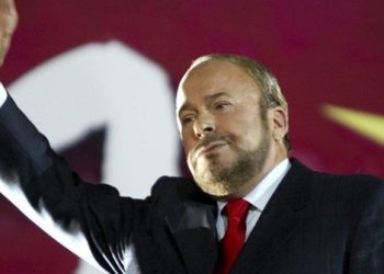 DOKUMENTI I PLOTË/ 13 vite më parë, intelektualët më në zë të vendit i propozuan partive Fatos Nanos si President