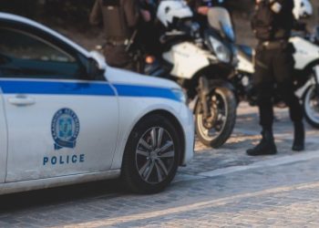 Aksident i rëndë në Fier, përplasen tre mjete në aksin rrugor Strum-Roskovec, një i vdekur