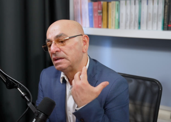 “Pjesa pozitive e shoqërisë është komplet e tërhequr”, Robert Budina: Në këtë realitet, ose je me të mirën, ose me të keqen