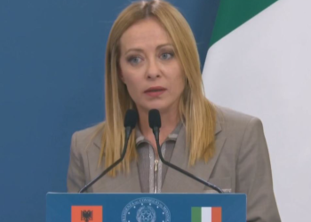 Meloni vlerëson shqiptarin që shpëtoi nga mbytja ish-punëdhënësin/ Kryeministrja italiane shkruan për Elton Zefin