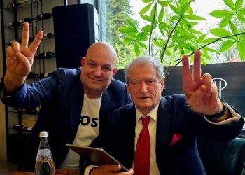 “Nuk dua të më duket vetja k**”, Vrenozi refuzon protestën e PD: S’jam për ti bërë serenatë Ramës