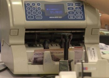 Transaksionet bankare, në nivele rekord/ BSH: 1.3 trilionë lekë lëvizje në tetor