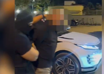 Dhunoi punonjësin e burgut të Fierit, arrestohet 32-vjeçari dhe 4 bashkëpunëtorët