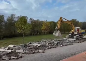 Rama ndan pamje nga kantieri i punës në Shkodër: Ndërhyrje dinjitoze që transformon zonën