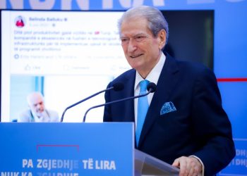 Berisha: Kam pranuar dorëheqjen e Bujar Leskajt si drejtues politik i qarkut të Vlorës