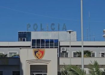 Çudia e plagosjes në Vlorë, autori u fut për të shuar sherrin, u dhunua, më pas mori hak