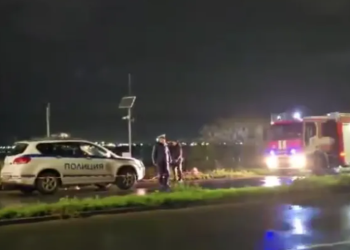 Makina bie në liqen pas ndjekjes policore, humbin jetën 6 emigrantë të paligjshëm