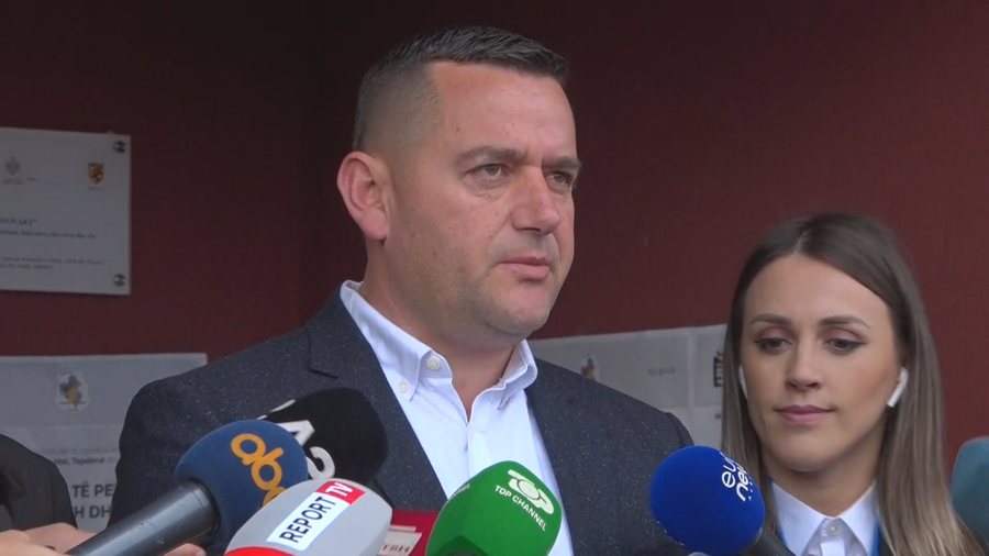 Voton kandidati i PS së në Mat  Bojni  Sot dita e vendimit  dilni dhe votoni 