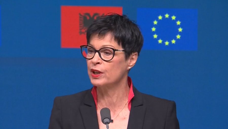 Kos  Hapja e grupkapitujve është sukses  por mbyllja është çmimi i vërtetë