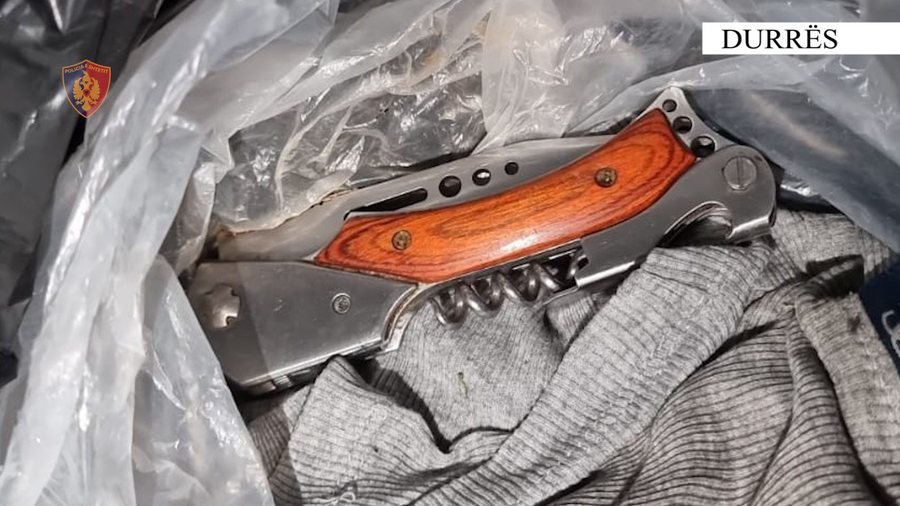 Plagosi rëndë me thikë 15 vjeçarin në Durrës  arrestohet i mituri