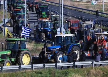 Fermerët grekë në protestë, policia paralajmëron qytetarët: Aksi Kakavijë–Janinë bllokohet të dielën