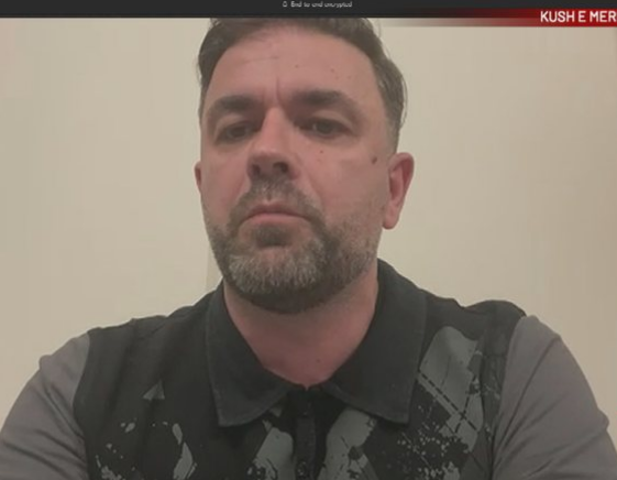 Gaz Bardhi nxori foton  avokati i Berberit  Do ndjekim hapat ligjorë  SPAK ndërhyri te celularët  ka nxjerr edhe video familjare të  