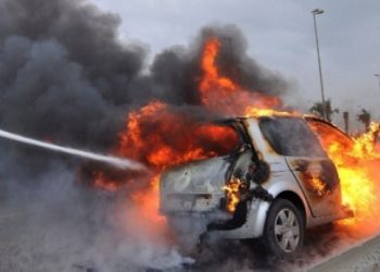 Atentati, policia reagim zyrtar: Mjeti i djegur në fshatin Halil tip “Toyota”, dyshohet se u përdor për ngjarjen në Rinas. U gjetën 4 armë..