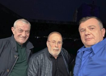 Një vit para se të ndahej nga jeta, sigurohet fotografia e veçantë e Fatos Nanos