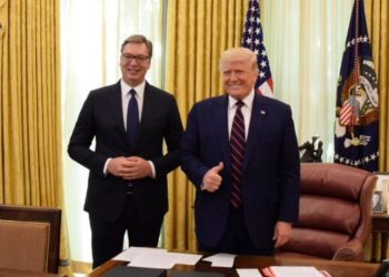 NY Times: Vuçiç shpik një ligj dhe i dhuron Trump vendin historik në mes të Beogradit