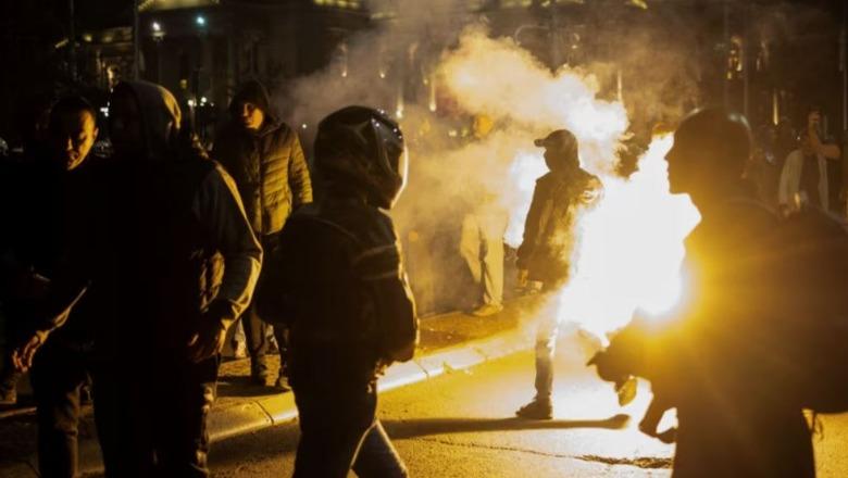 Nga Sarajeva në Ukrainë e deri në Serbi  Kush kërcënoi me masakër në protestën në Beograd 