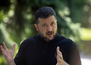Vizita e Zelenskyt në Greqi nën masa të rrepta sigurie, çfarë do t’i kërkojë presidenti ukrainas Athinës zyrtare?
