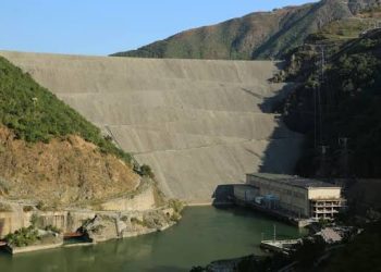 Mijëra vende të parkimit publik rrezikohen të hiqen, ja në cilin qytet do të zbatohet