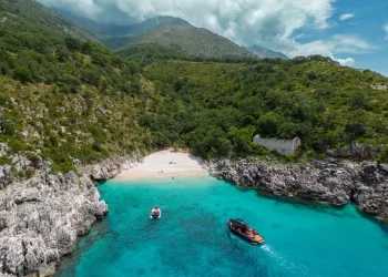 Media amerikane “The Bolde”: Shqipëria mes vendeve më të vlerësuara evropiane për të vizituar