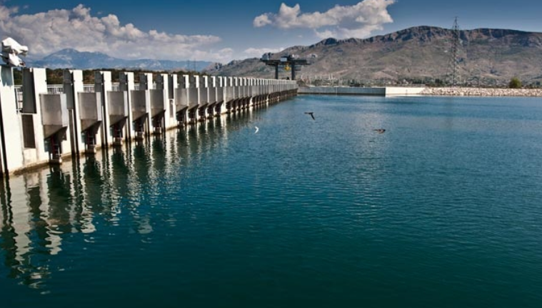 Shiu mbush Kaskadën e Drinit  KESH thirrje banorëve për kujdes