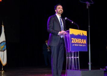 “Jam mysliman”, si po sfidon pritshmëritë ndaj emigrantëve kryebashkiaku i New York