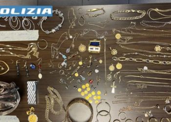 Vidhnin sende me vlerë deri në 200 mijë euro/ Çmontohet grupi i ‘skifterëve’ shqiptarë në Itali, pranga 4 prej tyre