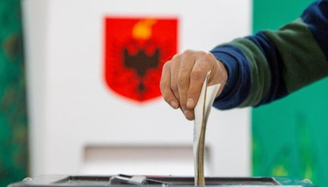 Vijon procesi zgjedhor  15 39  pjesëmarrje deri në orën 15 00 në 5 bashkitë e vendit