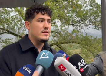 Tepelenë, voton kandidati i mbështetur nga PD: Qytetarët të dalin masivisht në votime