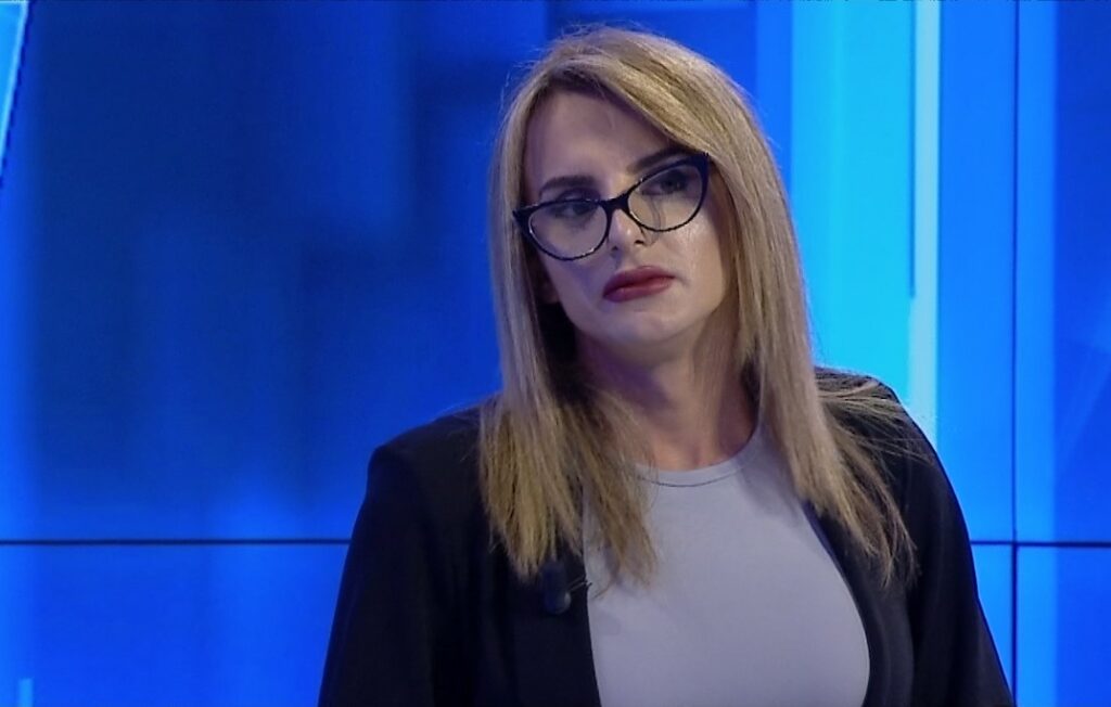  Ka dy gjini   transgjinorja  Në gjendje civile jam mashkull  duhet një hapësirë ligjore për ne