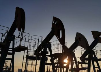 Agjencia Ndërkombëtare e Energjisë: Kërkesa botërore për naftë dhe gaz mund të rritet deri në vitin 2050