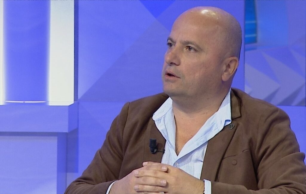 Tregu i pasurive të paluajtshme  Çudit agjenti imobilar  10 mijë apartamente në Tiranë do nxirren në shitje