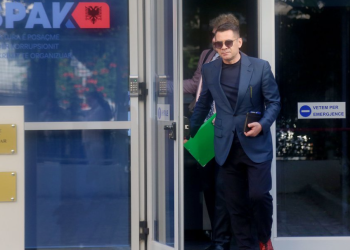 Arben Ahmetaj reagon pas lajmit se është kërkuar esktradimi i tij: E pavërtetë