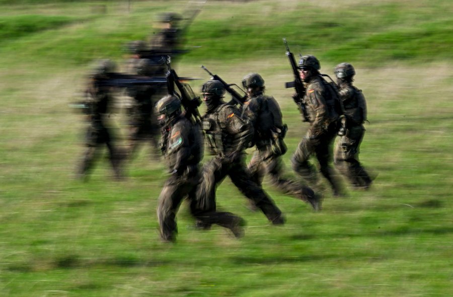 Gjermania harton plan sekret lufte  Dokumenti 1 200 faqesh mobilizon 800 mijë trupa