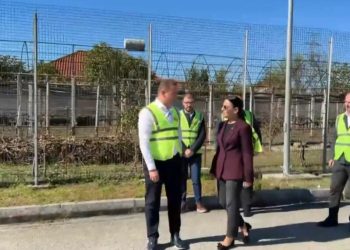 Balluku inspekton nënstacionin ‘Tirana 2’: Rritje e sigurisë së furnizimit dhe plane për linjën nënujore me Italinë