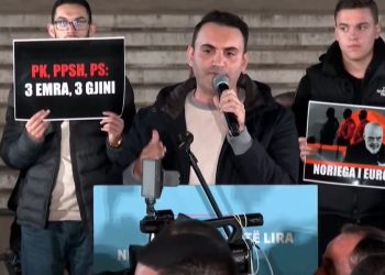 Çdo javë protestë para Kryeministrisë, Këlliçi: Foltorja 2 do t’ia dalë, e para përfundoi në rithemelim të PD-së