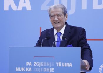 VIDEO/ Gafa e Berishës para mediave: Gilmando Dani, krahu i djathtë i Ervin Salianjit