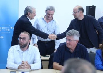 Gracka ku ra “opozita e re” në zgjedhjet e së Dielës