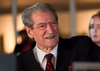 Berisha ‘shkeli’ Amerikën, tani s’pyet më për BE e SPAK!