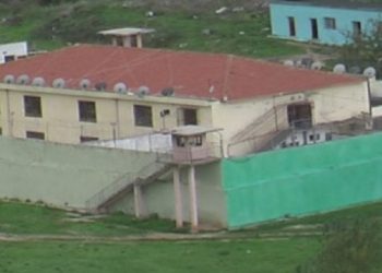 Mbyllet burgu i Bënçës, ku vuajti dënimin Fatos Nano! Rreth 100 punonjës mbeten pa punë..