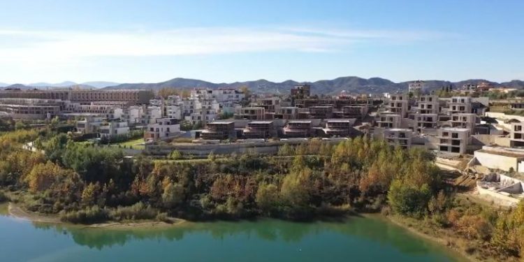 Aksioni në Farkë  2 753 m² vila pa leje të prishura  mbi 1 mln euro gjoba për subjektet