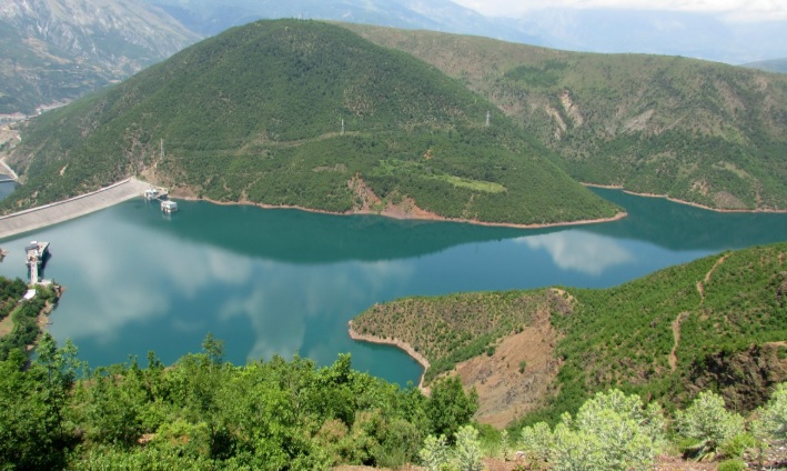 Përmirësohet situata hidrike në vend  Liqeni i Fierzës rritet me 13 metra në një javë