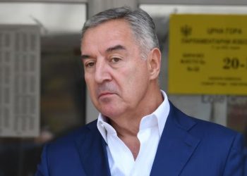 Gjukanoviç nën hetim për pasurinë?! Autoritetet në Malin e Zi: Ish-presidenti s’ka deklaruar 7 orët luksoze me vlerë rreth 200 mijë euro!