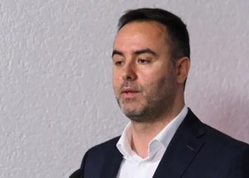 U mandatua për formimin e Qeverisë së Kosovës, analiza e DW: Sa shans do të ketë Glauk Konjufca?