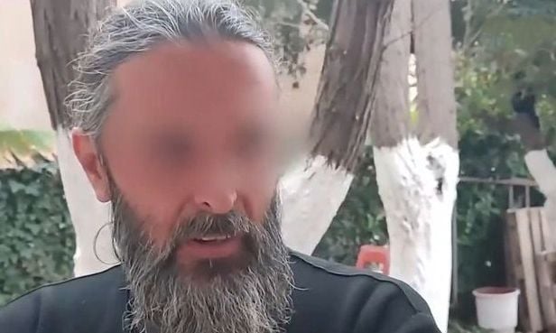  Heq magjitë  shëroj kancerin   Një ish model që u bë prift dhe  bekonte  qytetarët me kokainë  detaje tronditëse nga skandali në 