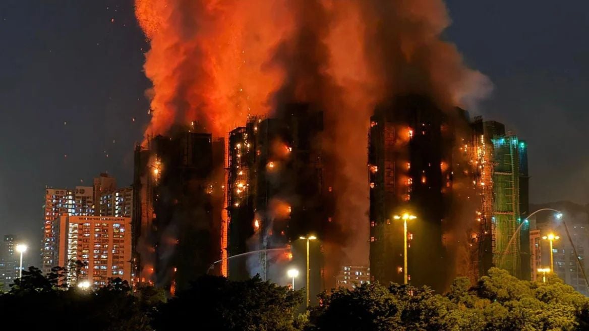 Thellohet bilanci i viktimave në gradaçelën e Hong Kong ut  Humbin jetën 36 persona  297 raportohen të zhdukur  VIDEO 